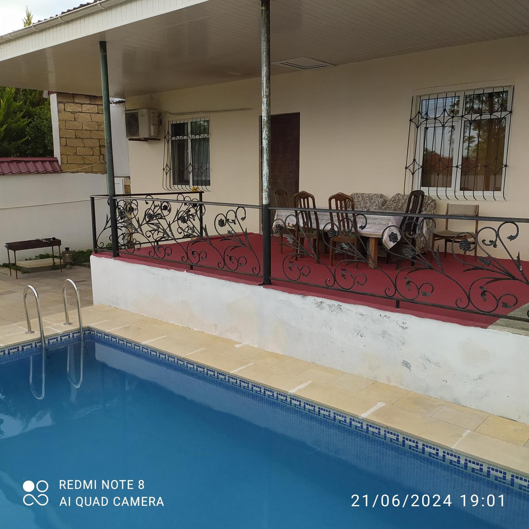 Апартаменты Gabala,Yard, House Экстерьер фото